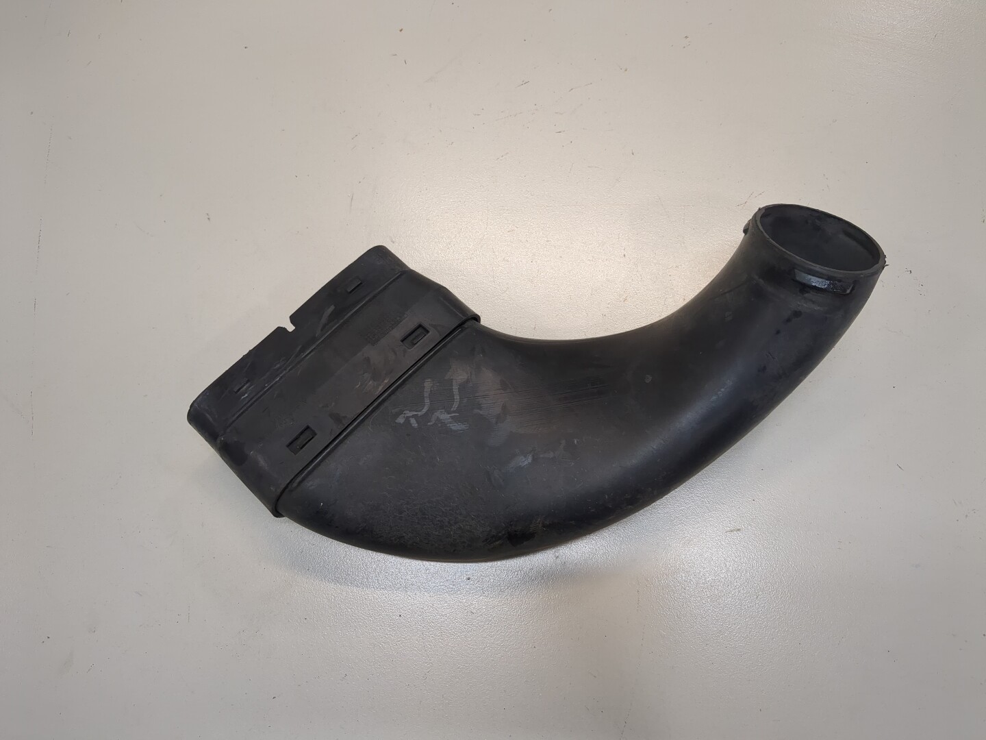 Воздухозаборник (внутри)