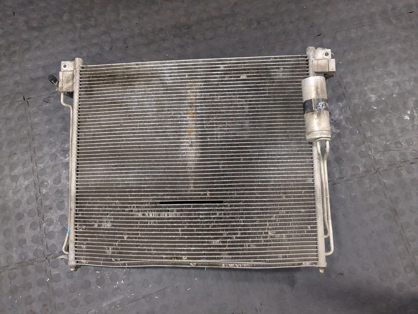 Радиатор кондиционера / конденсер