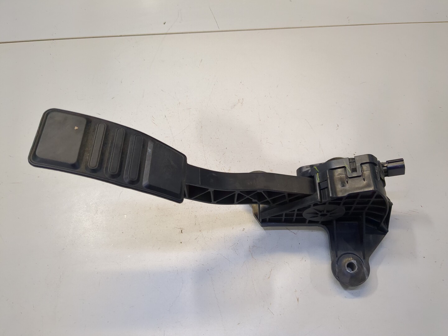 Педаль газа