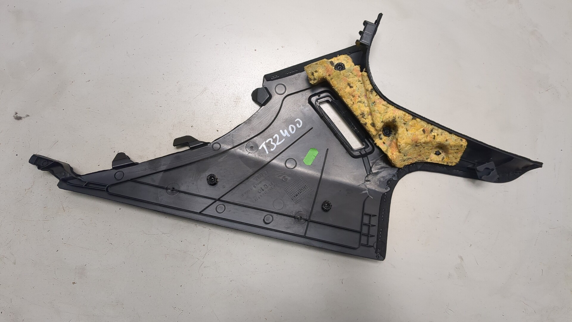 Обшивка стойки