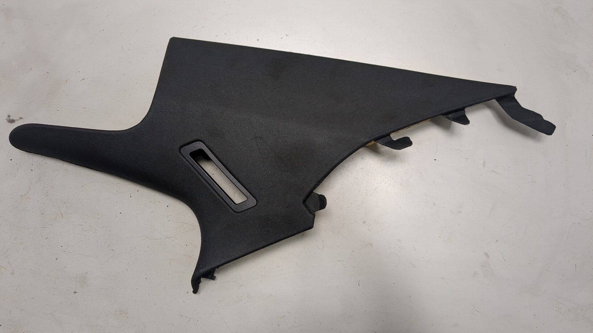 Обшивка стойки