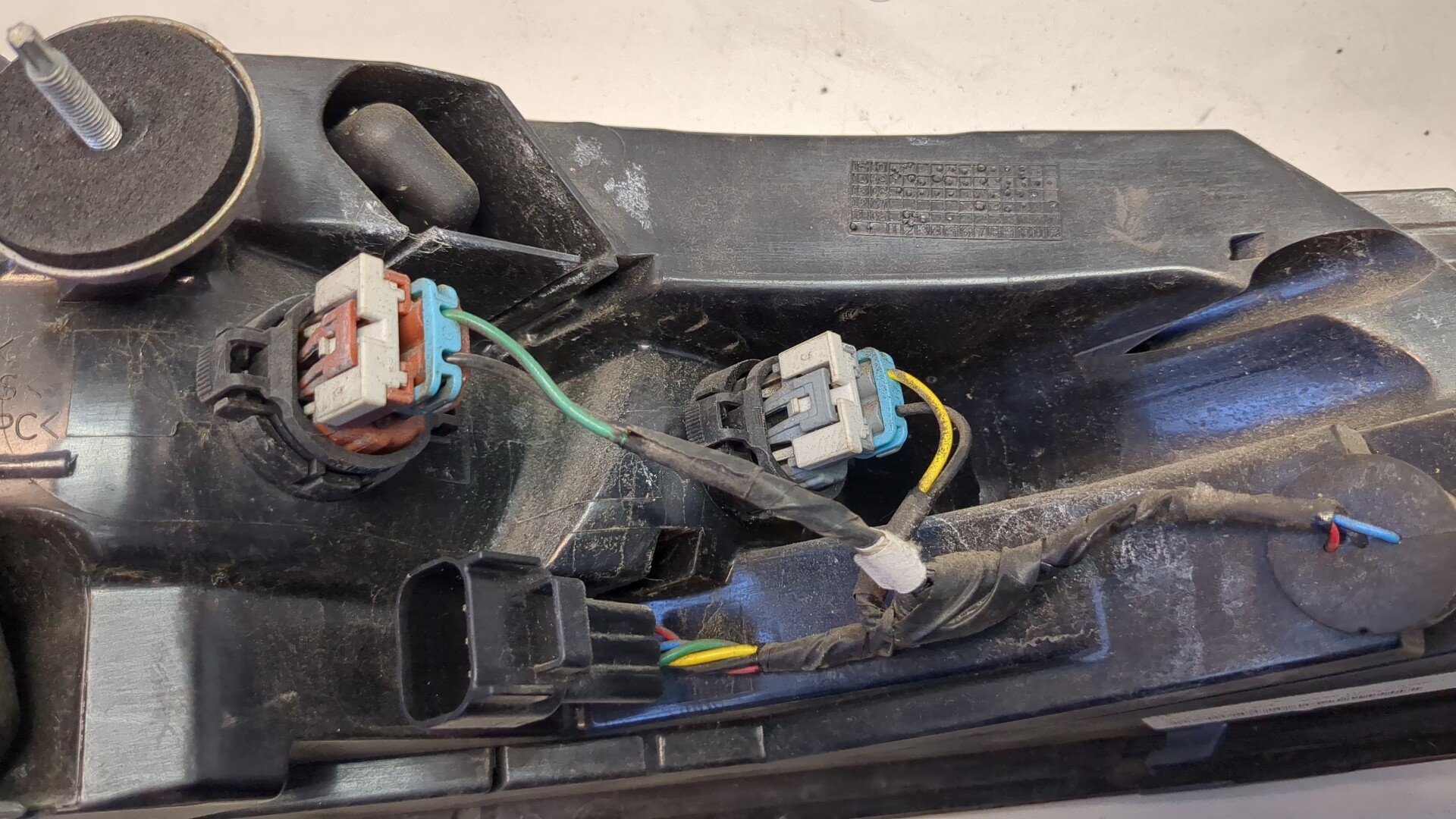 Фонарь задний левый