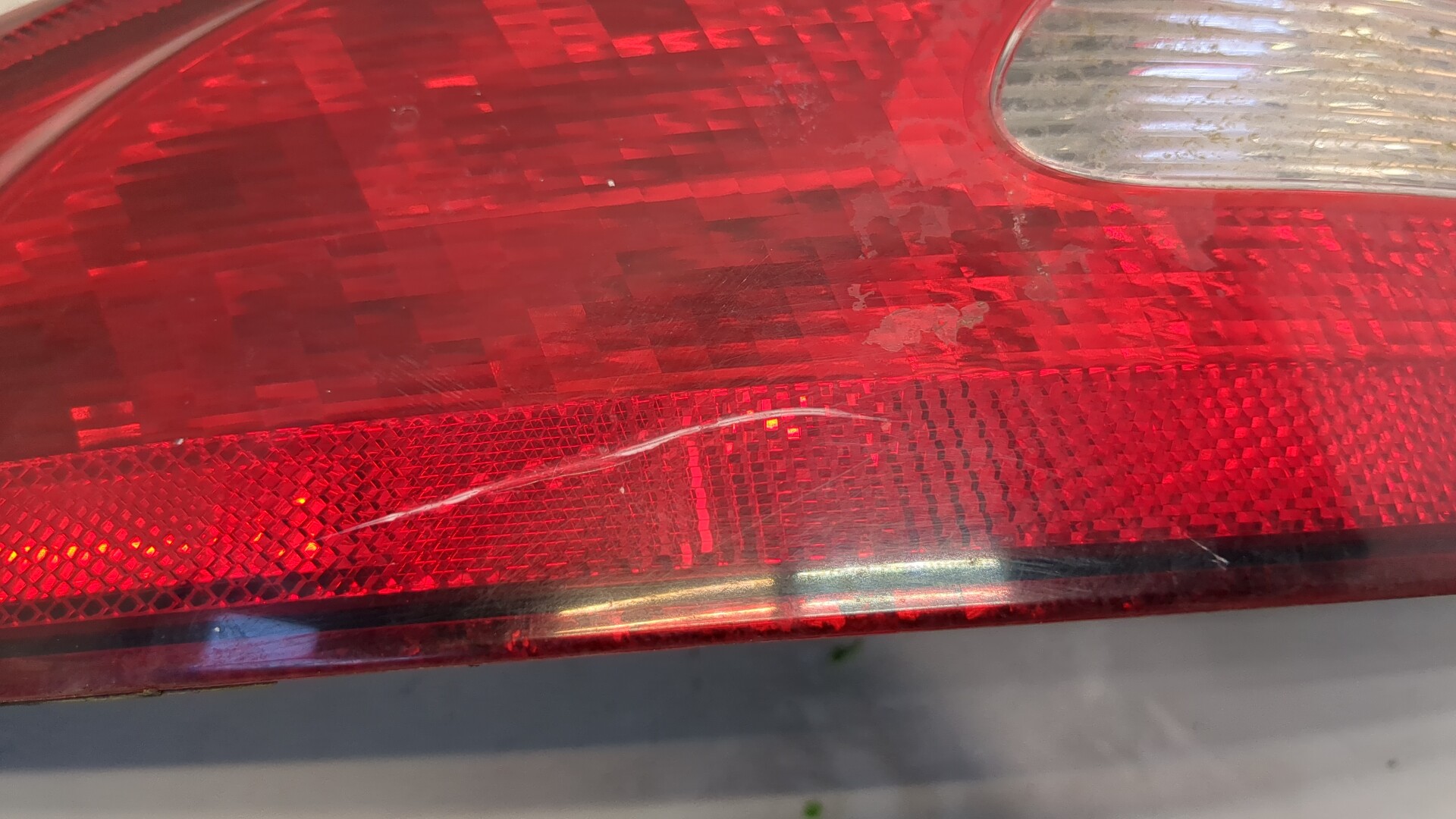 Фонарь задний левый