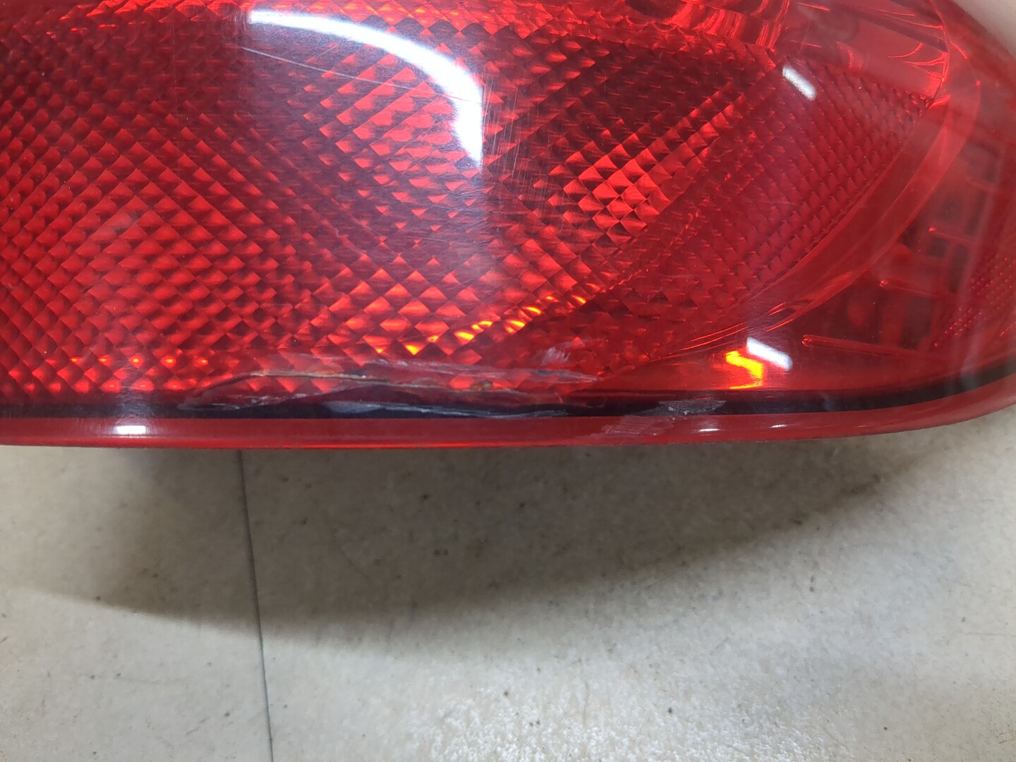 Фонарь задний правый