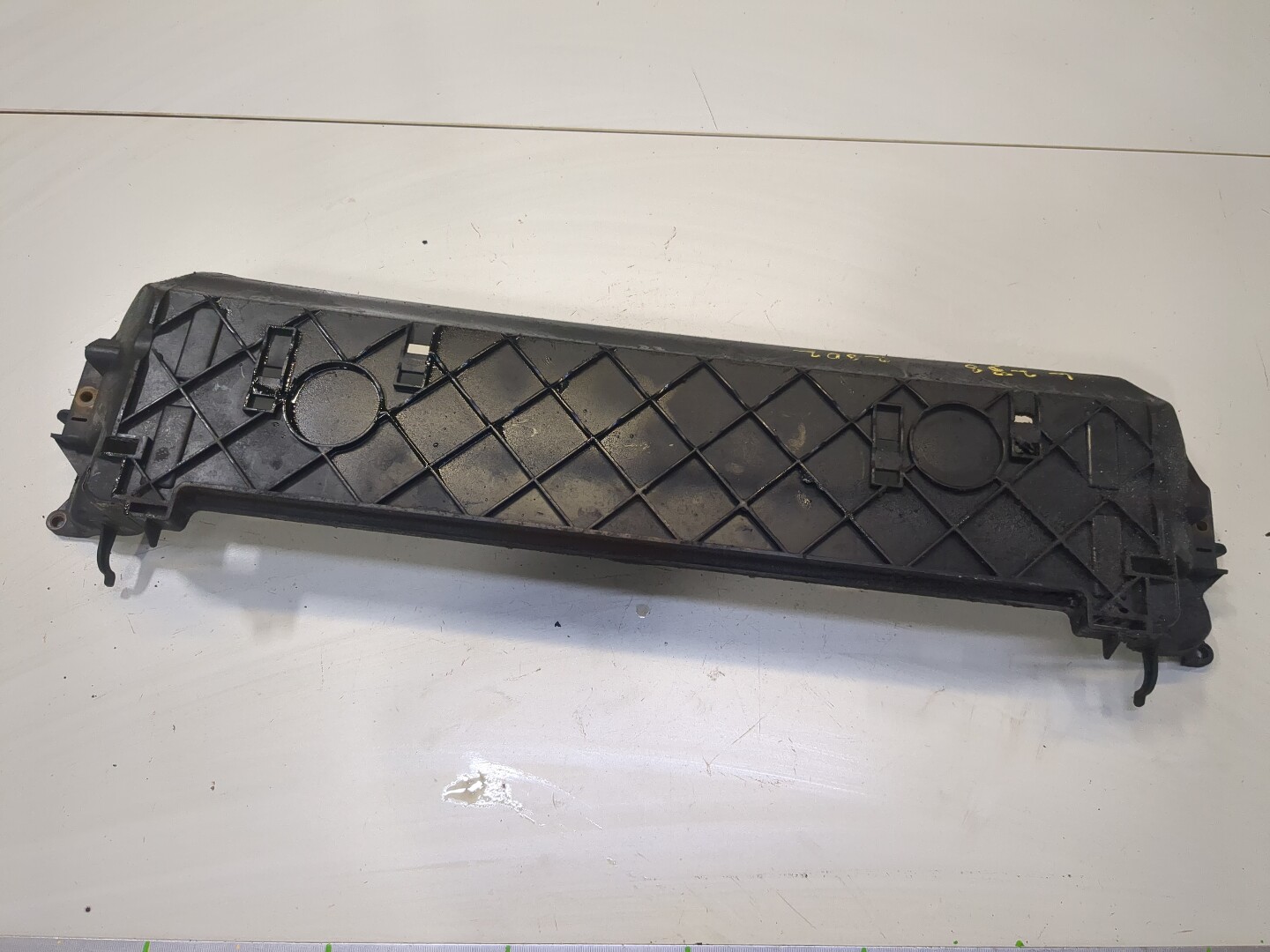 Воздуховод радиатора верхний