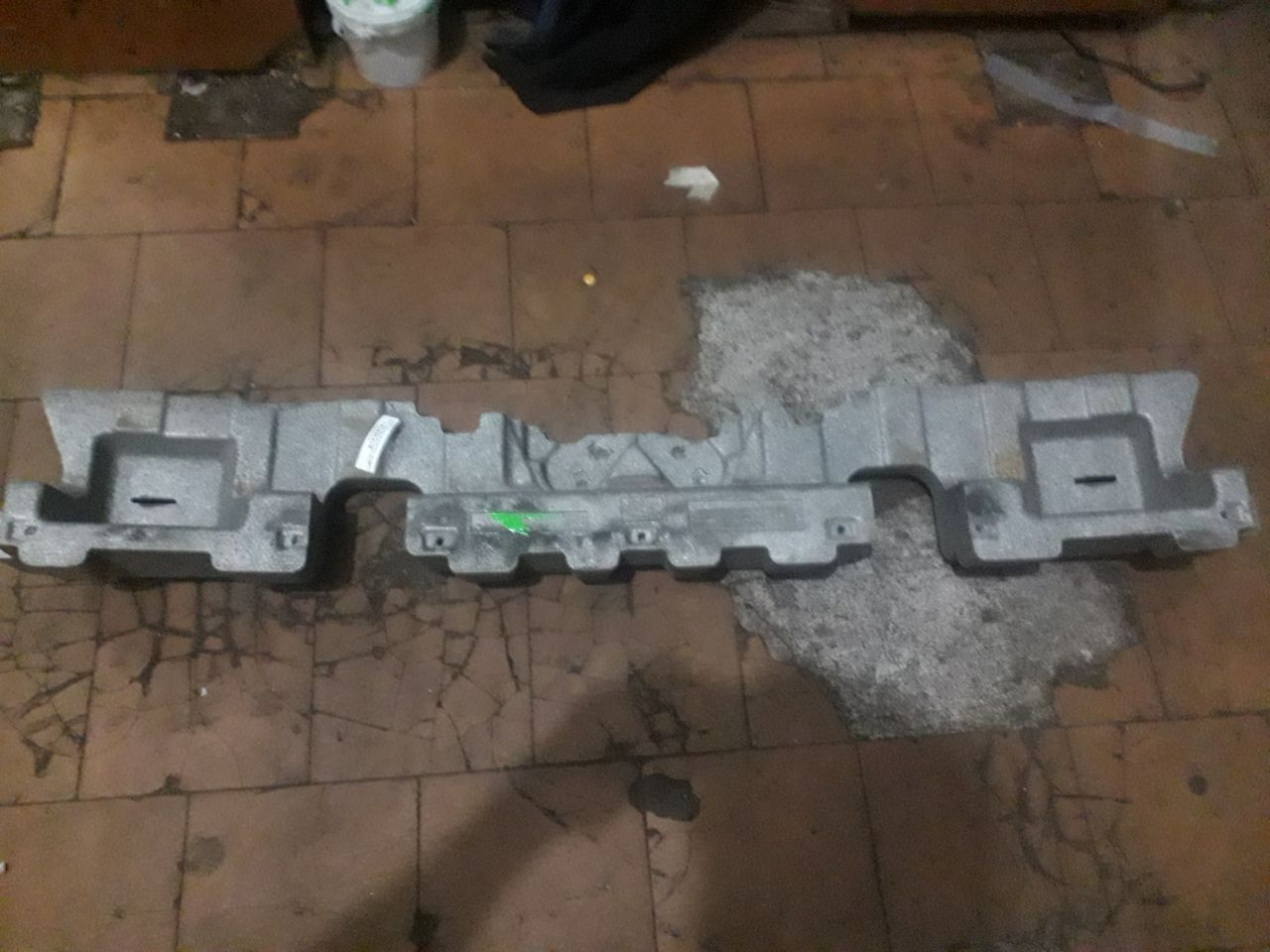 Усилитель заднего бампера