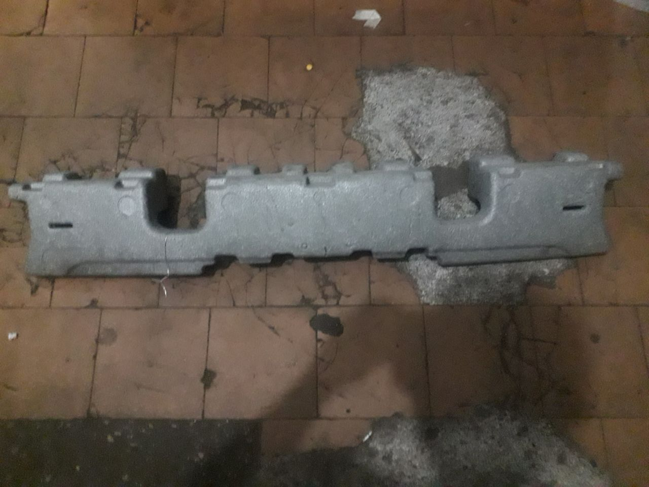 Усилитель заднего бампера