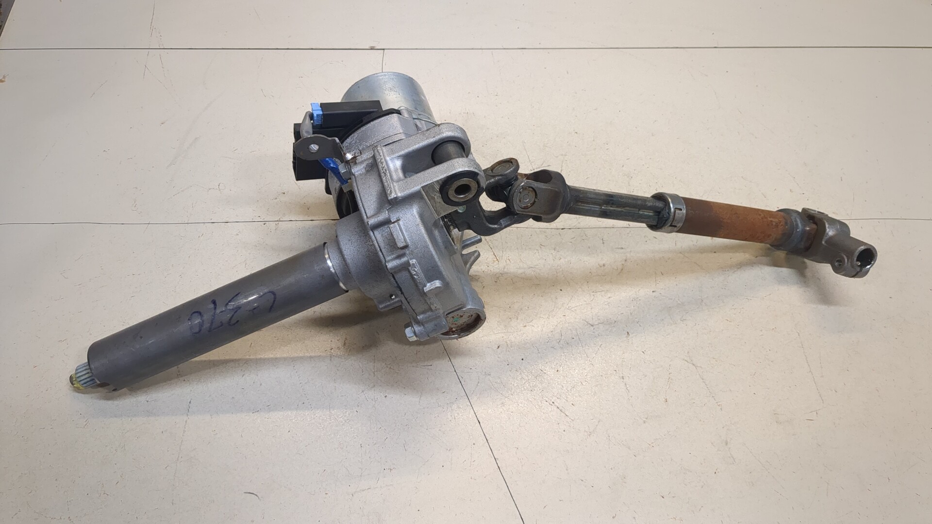 Серводвигатель рулевой рейки