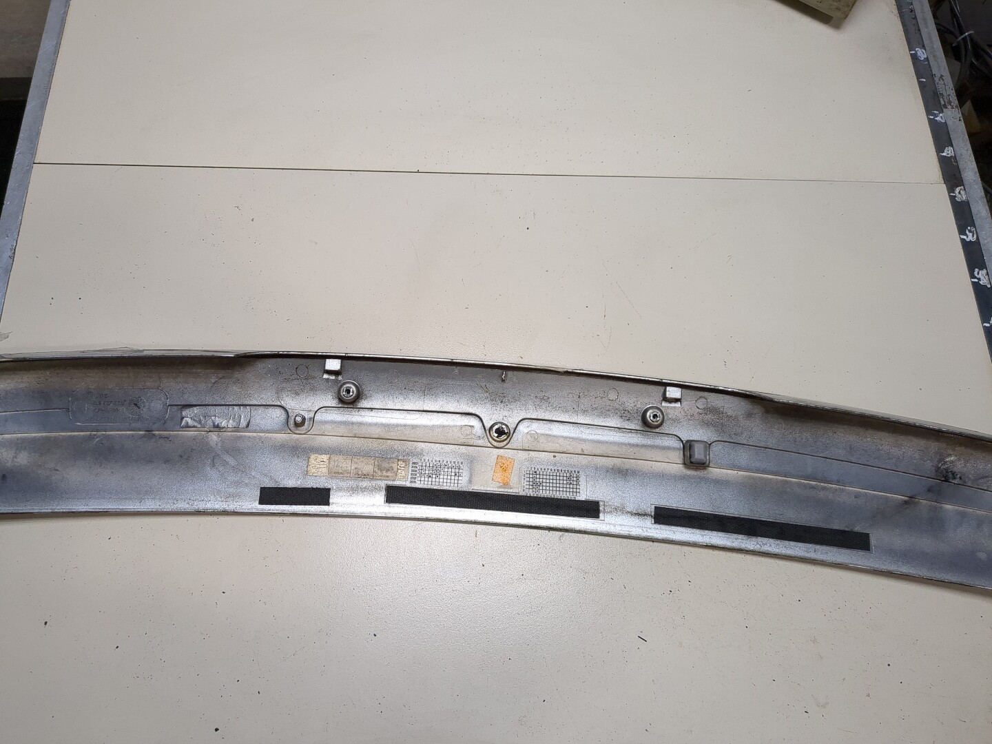 Спойлер переднего бампера