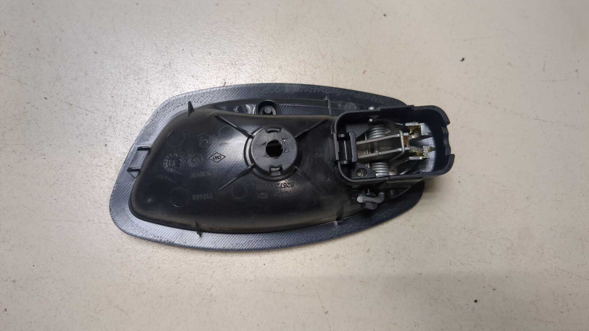 Ручка двери задней внутренняя правая