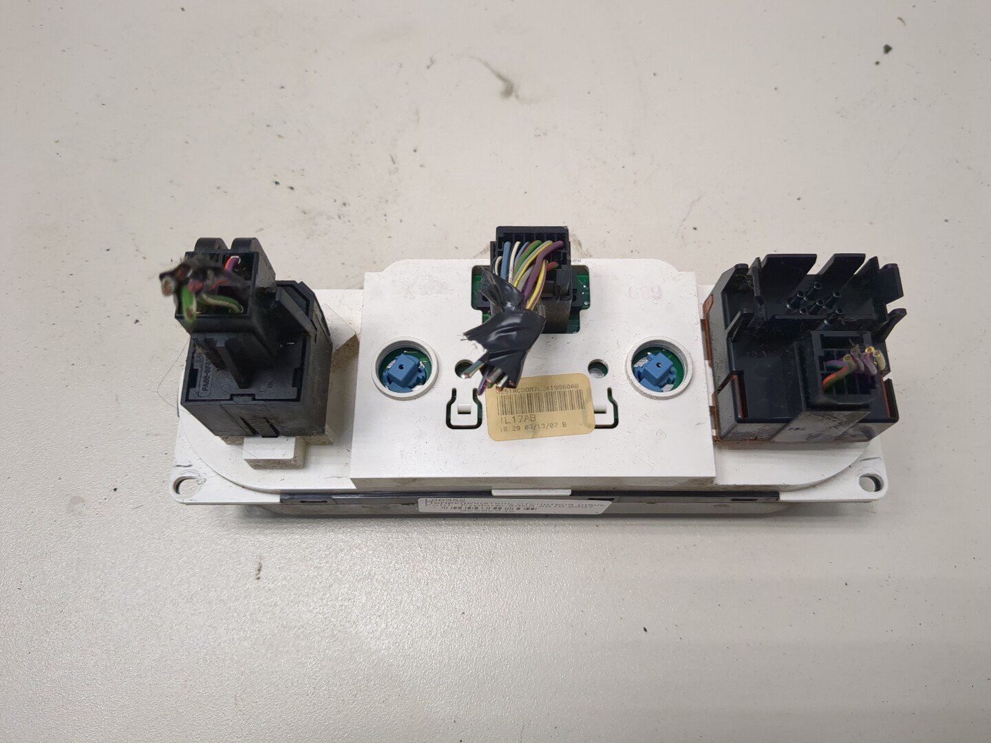 Переключатель отопителя