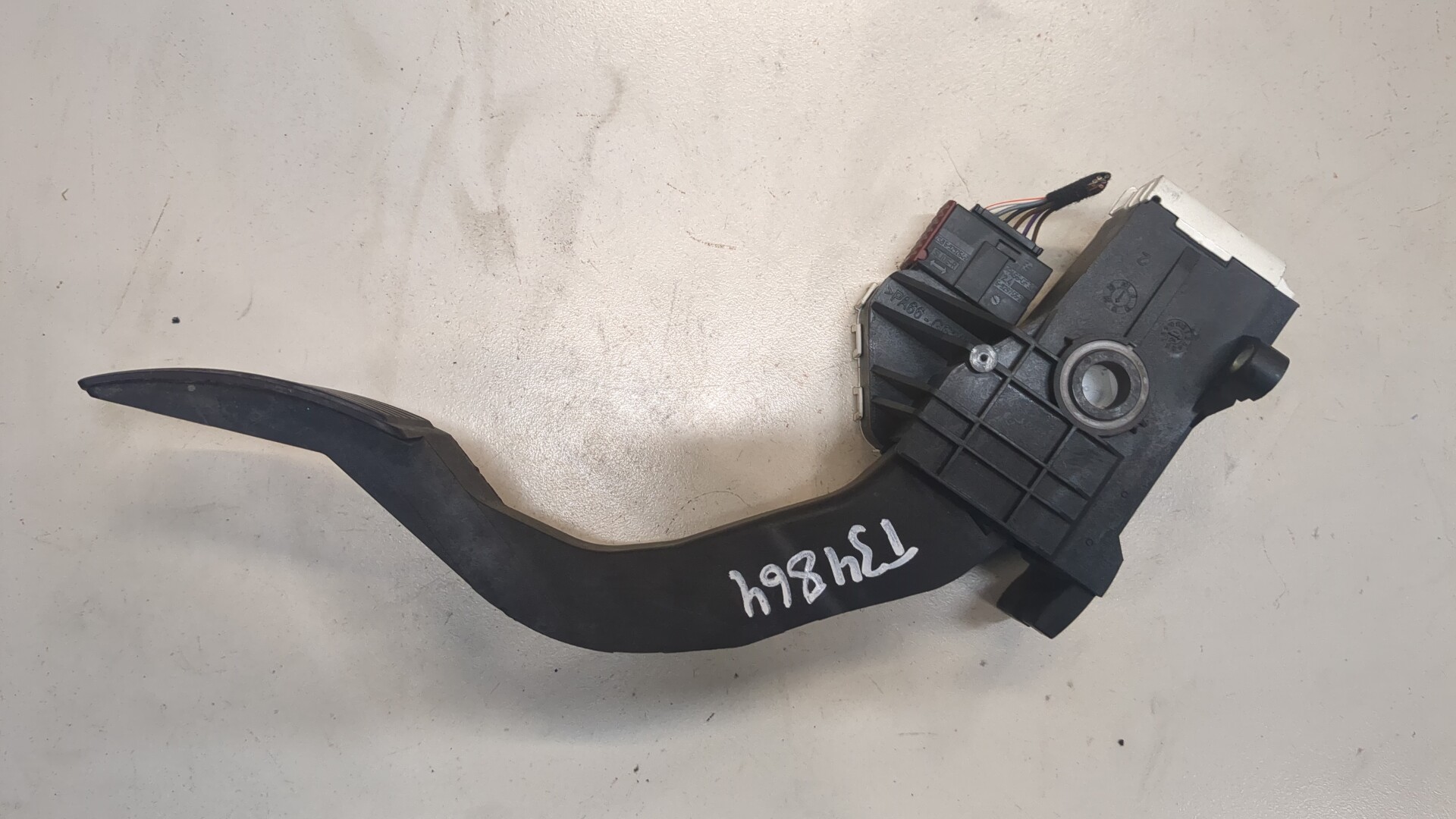 Педаль газа