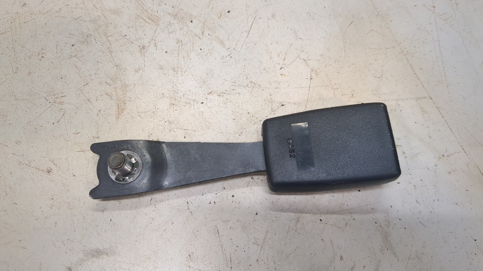 Ответная часть ремня безопасности