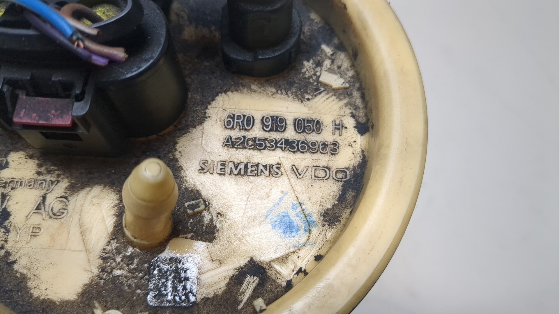 Насос топливный электрический