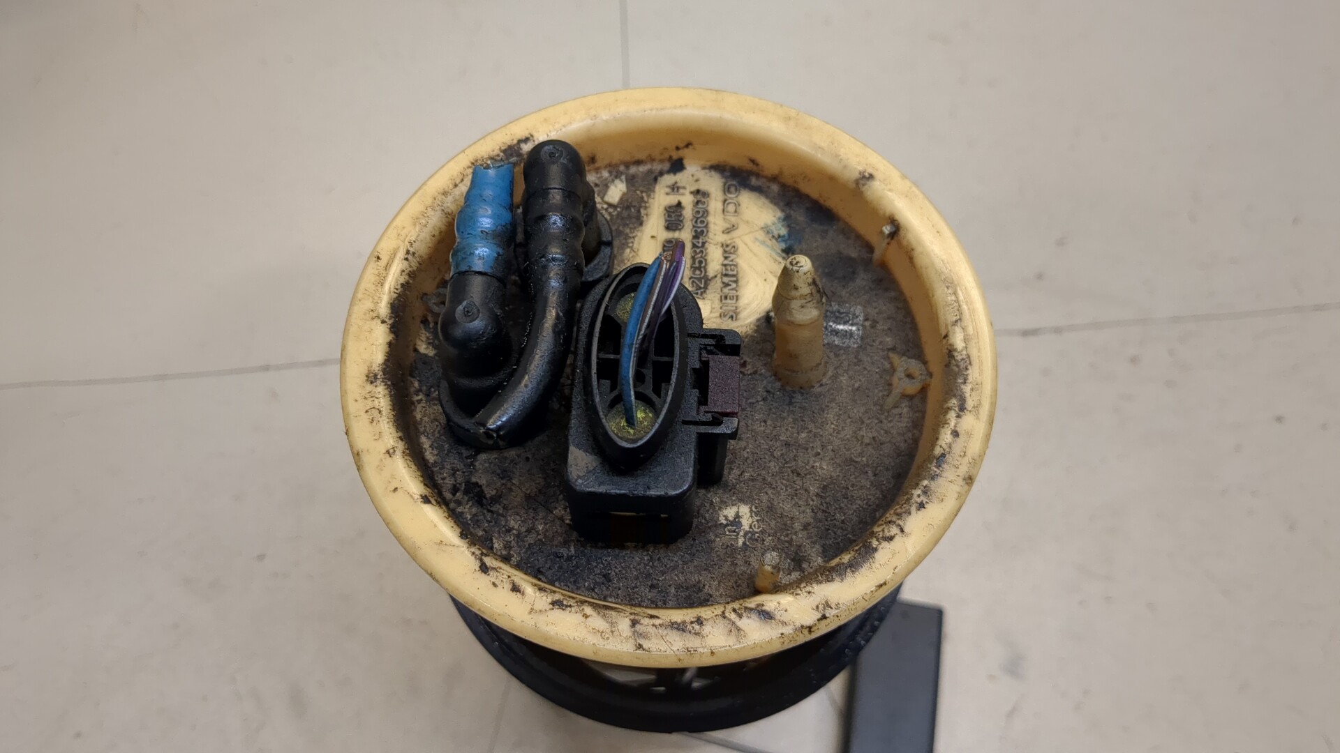 Насос топливный электрический