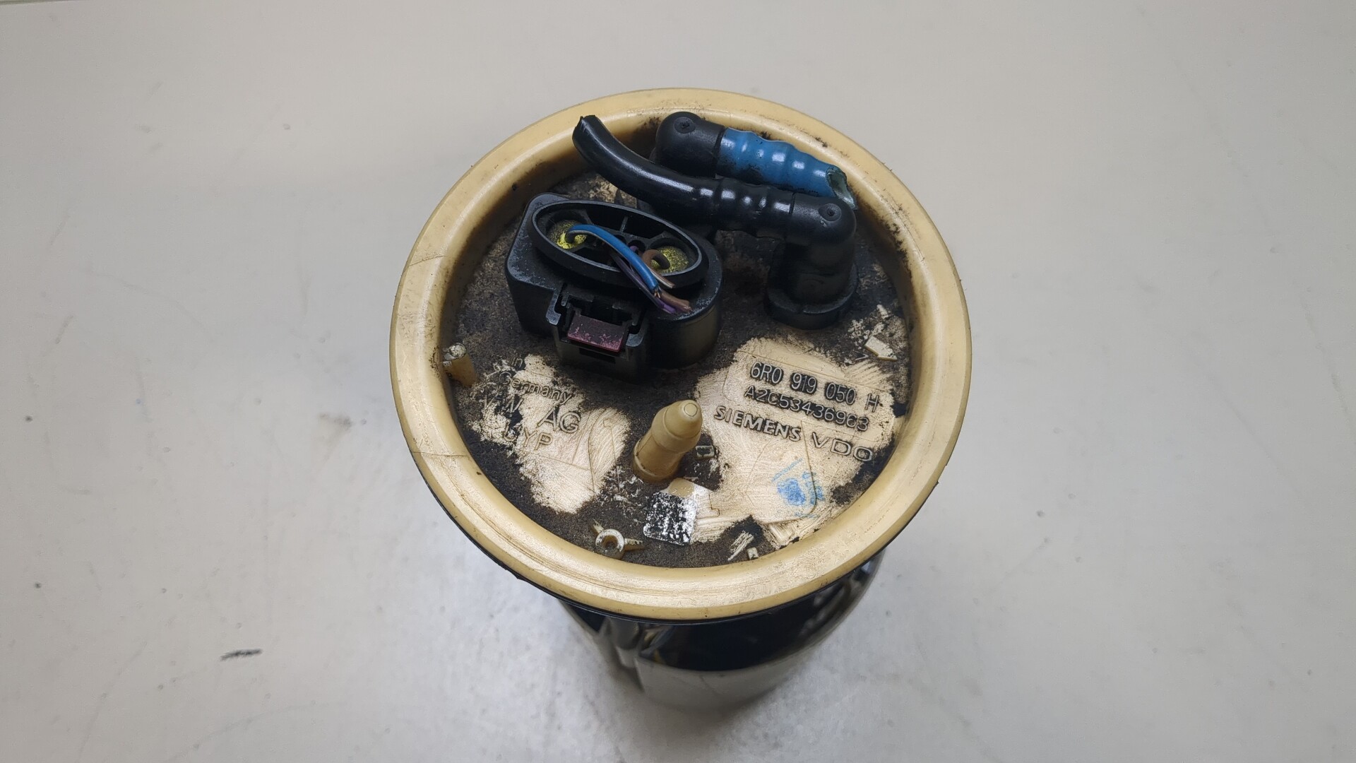 Насос топливный электрический