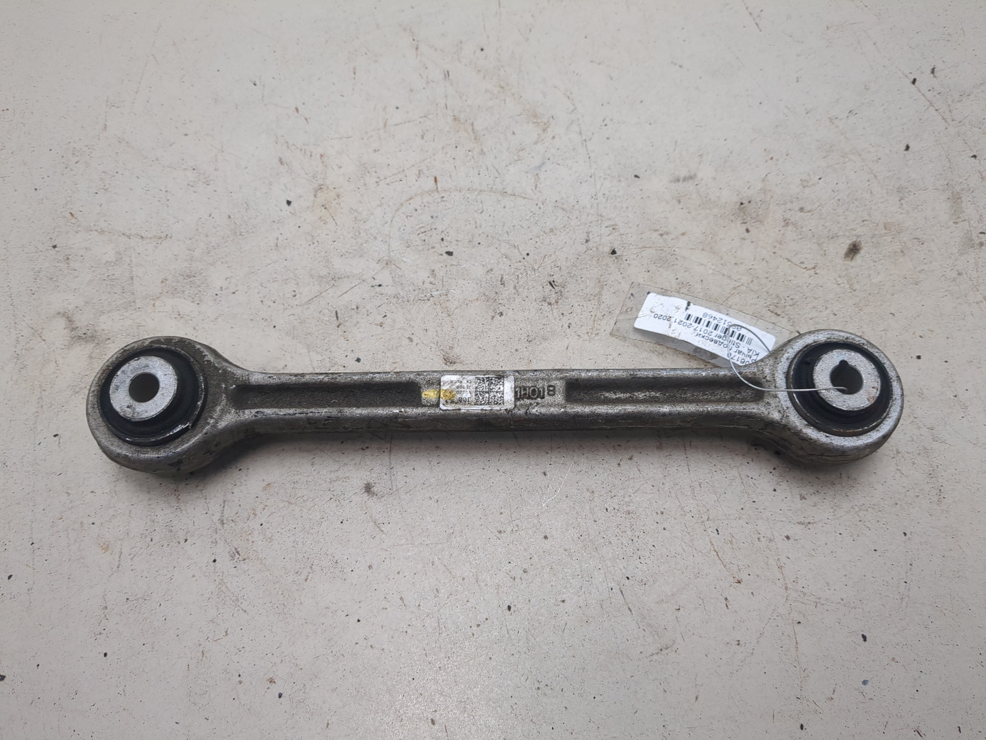 Рычаг задний