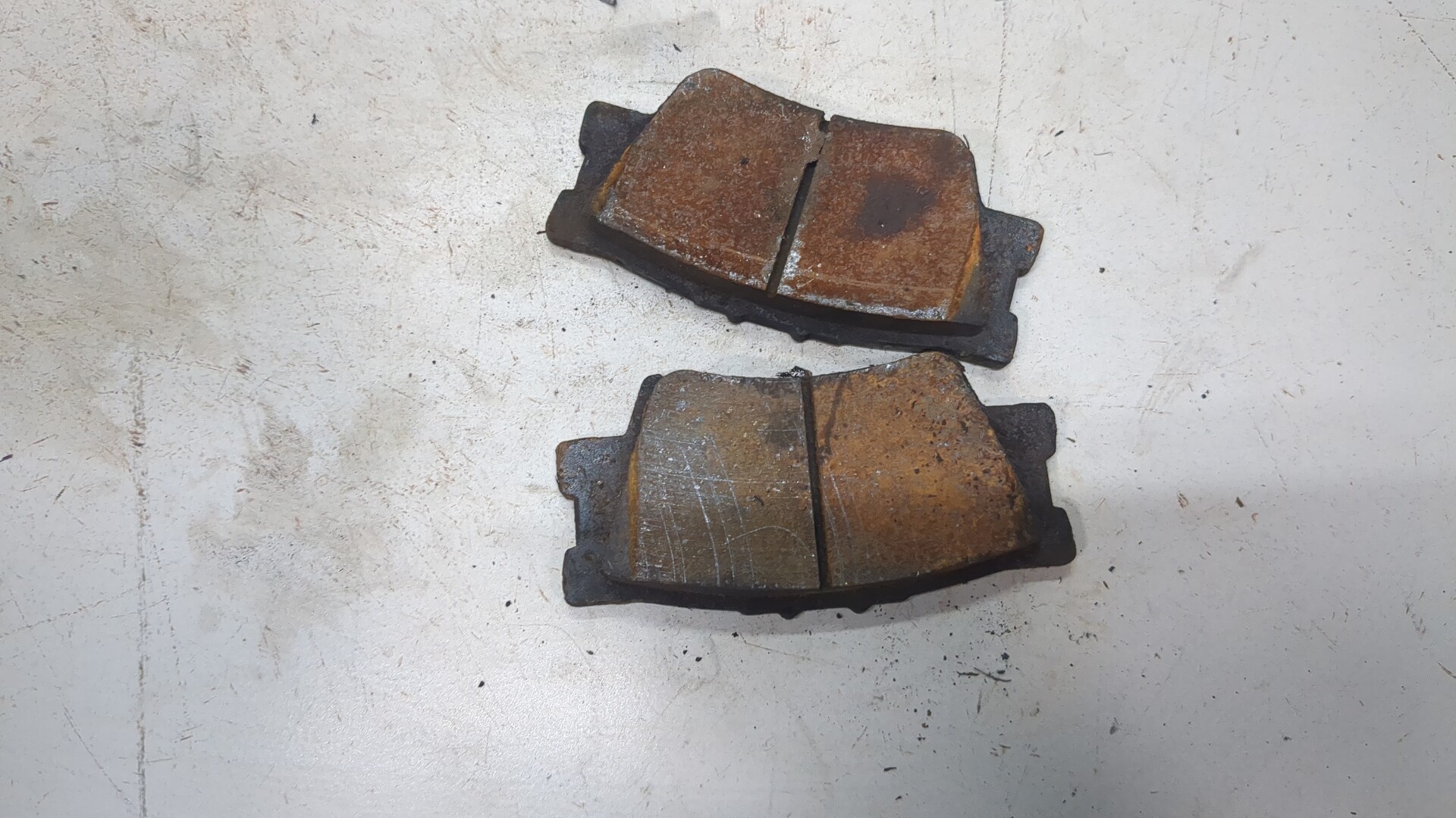 Колодки тормозные задние дисковые к-т