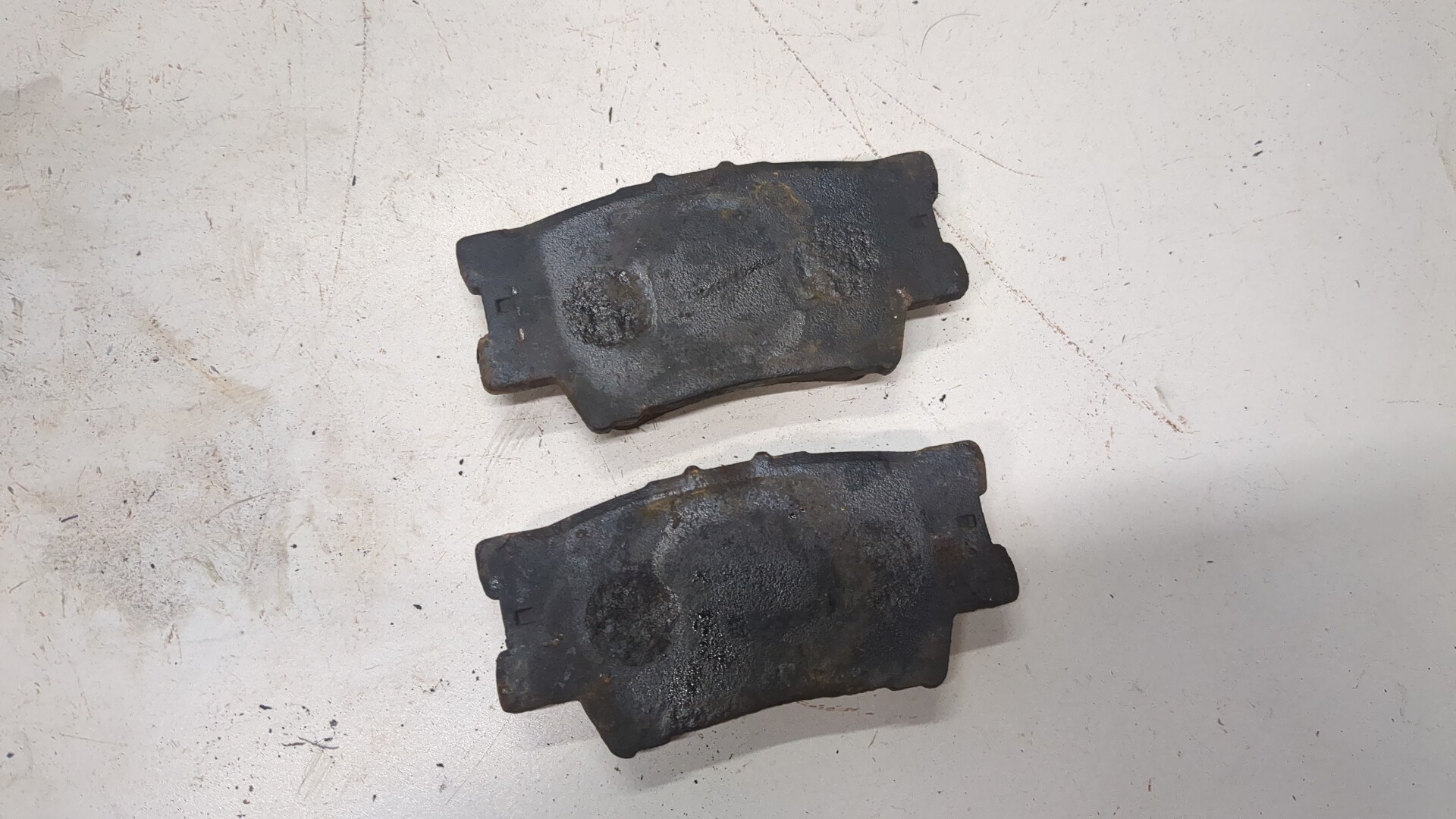 Колодки тормозные задние дисковые к-т