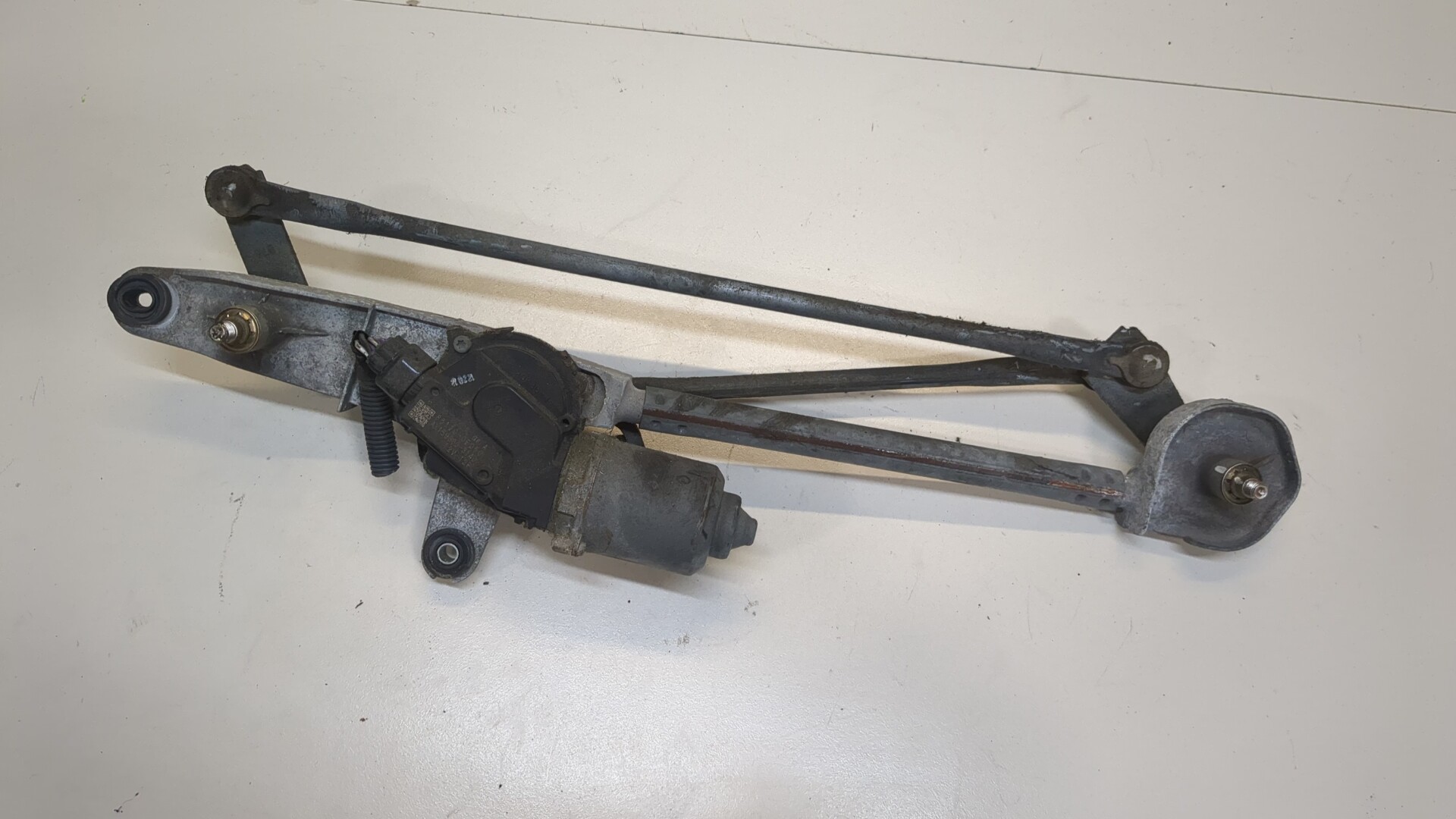 Трапеция стеклоочистителей