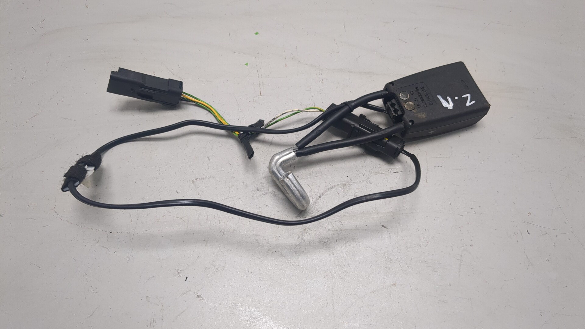 Ответная часть ремня безопасности