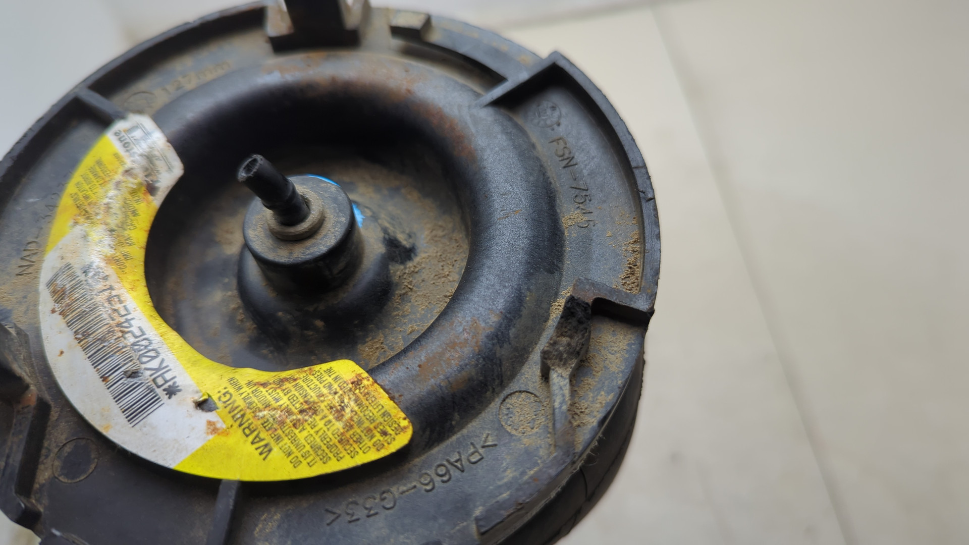 Амортизатор задний (стойка)