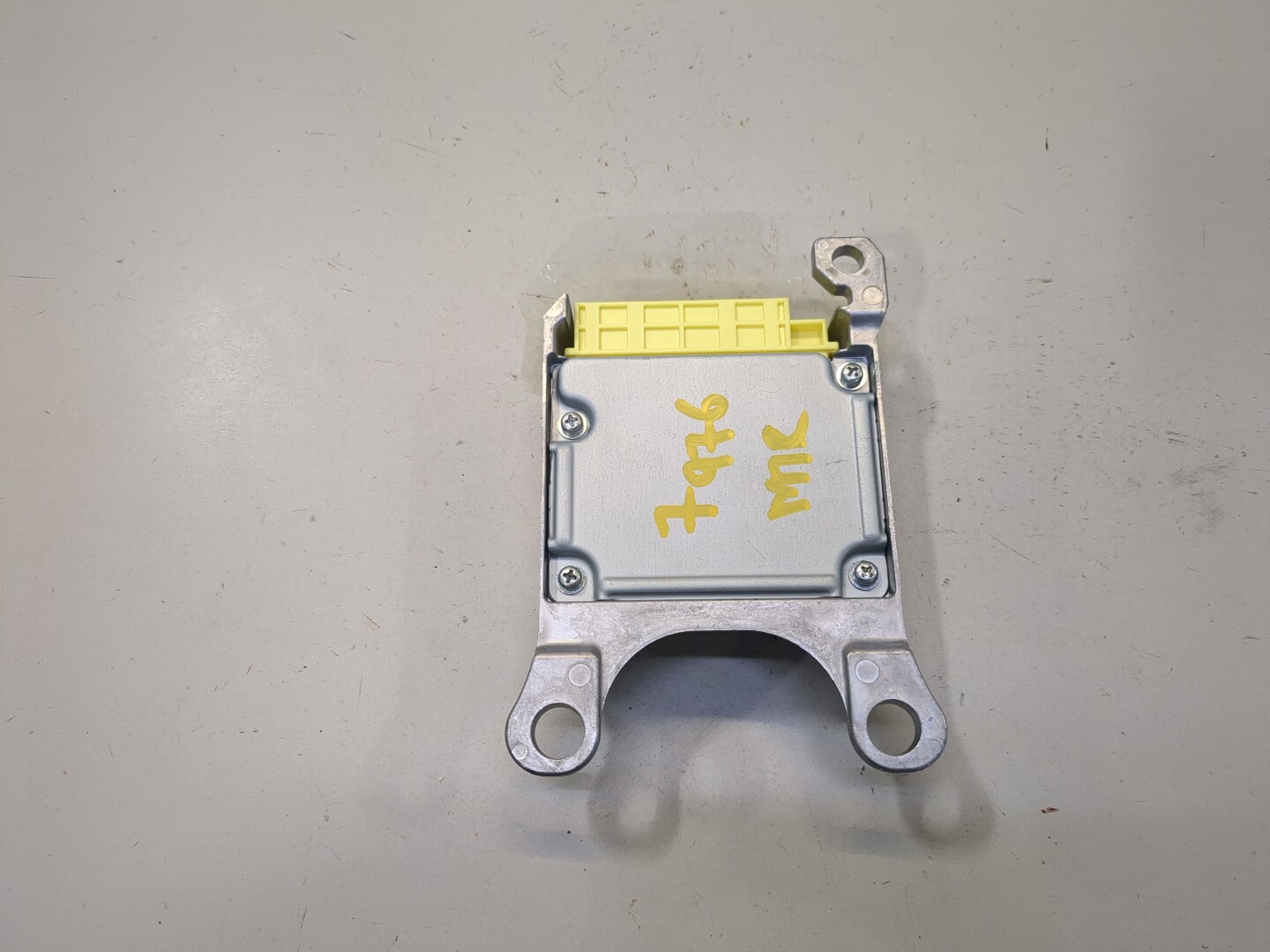 Блок управления подушек безопасности (AIR BAG)