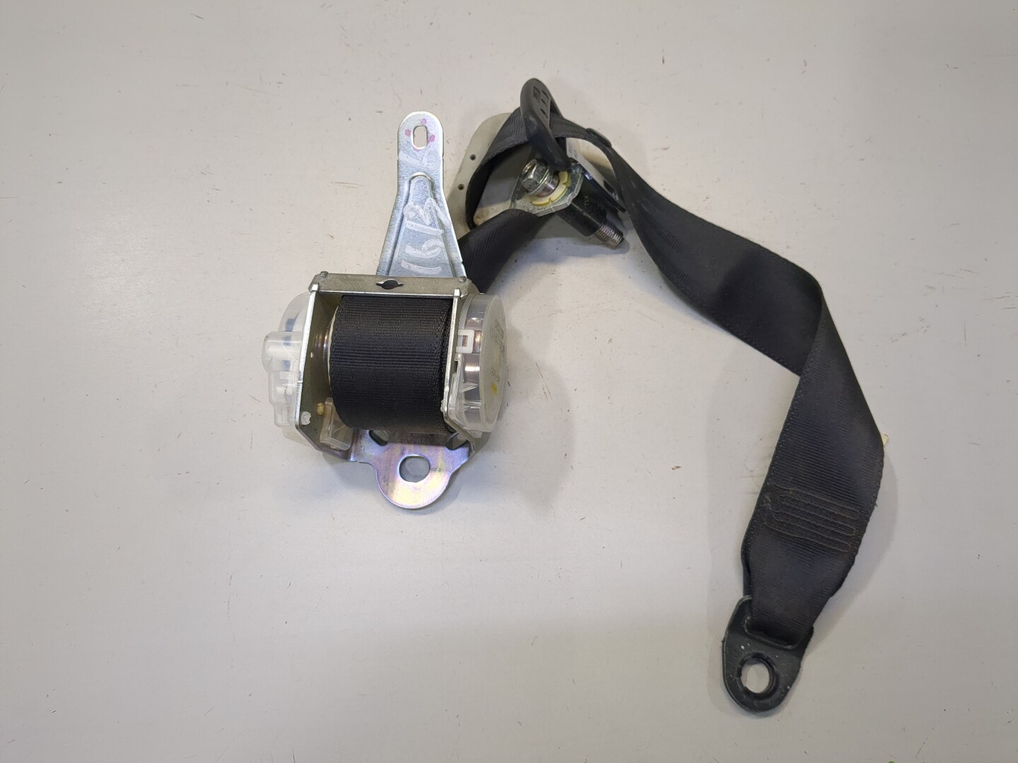 Ремень безопасности