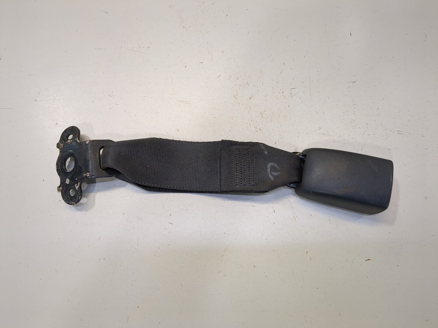 Ответная часть ремня безопасности