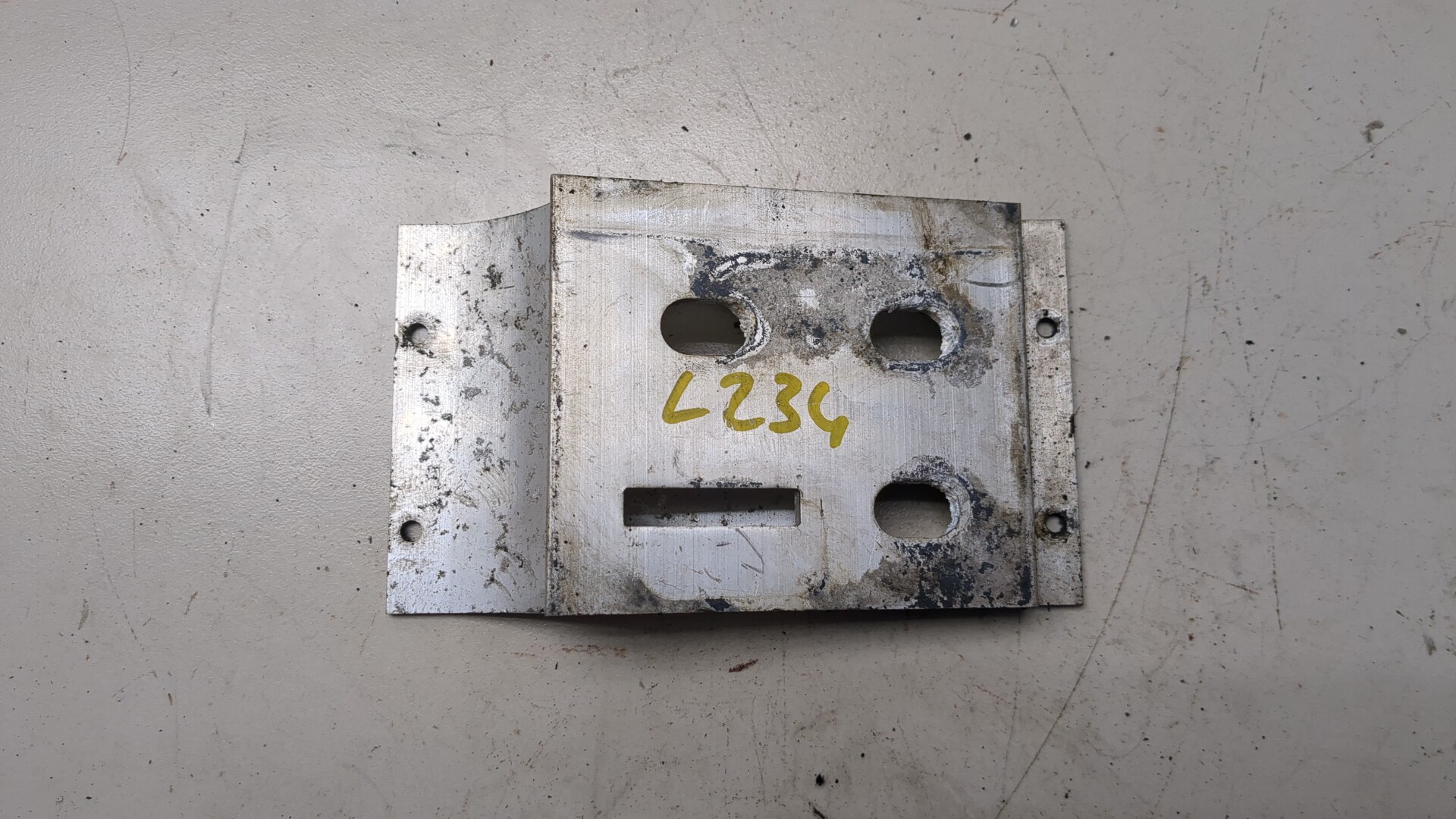 Кронштейн (сопут. товар)