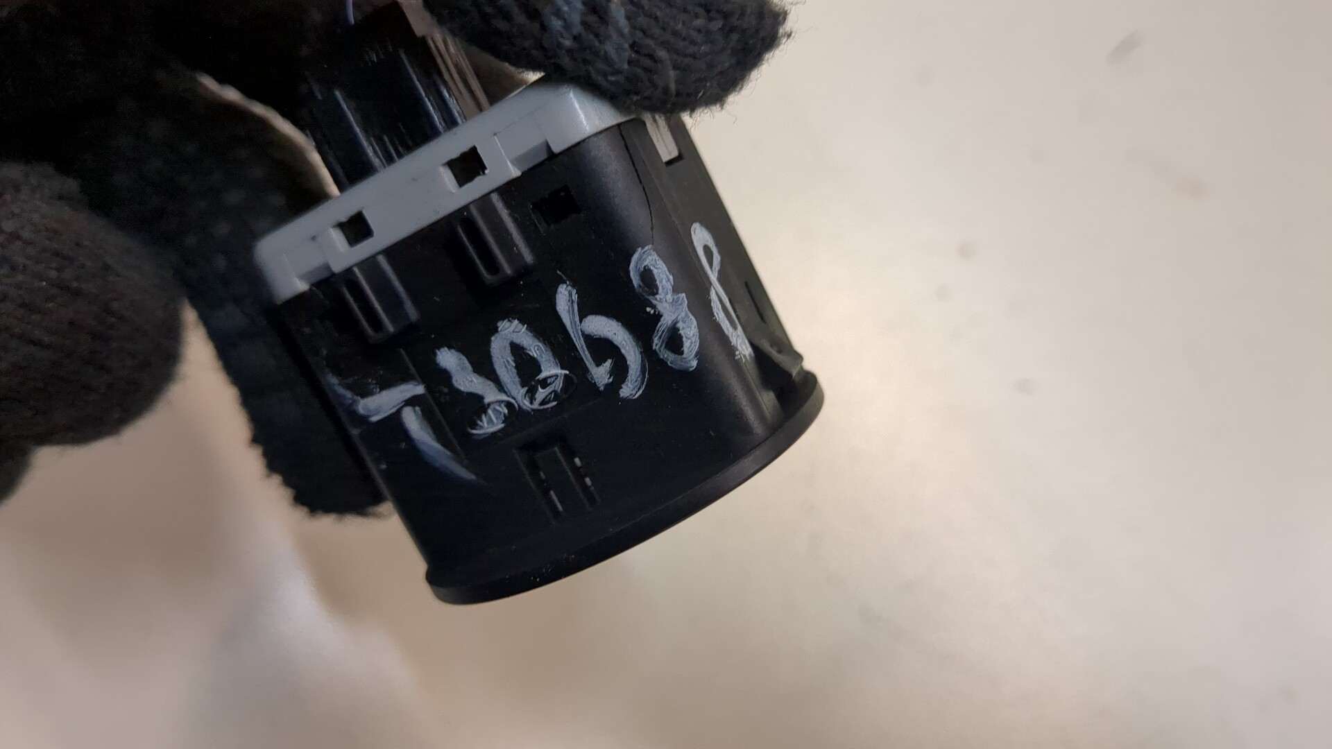 Выключатель