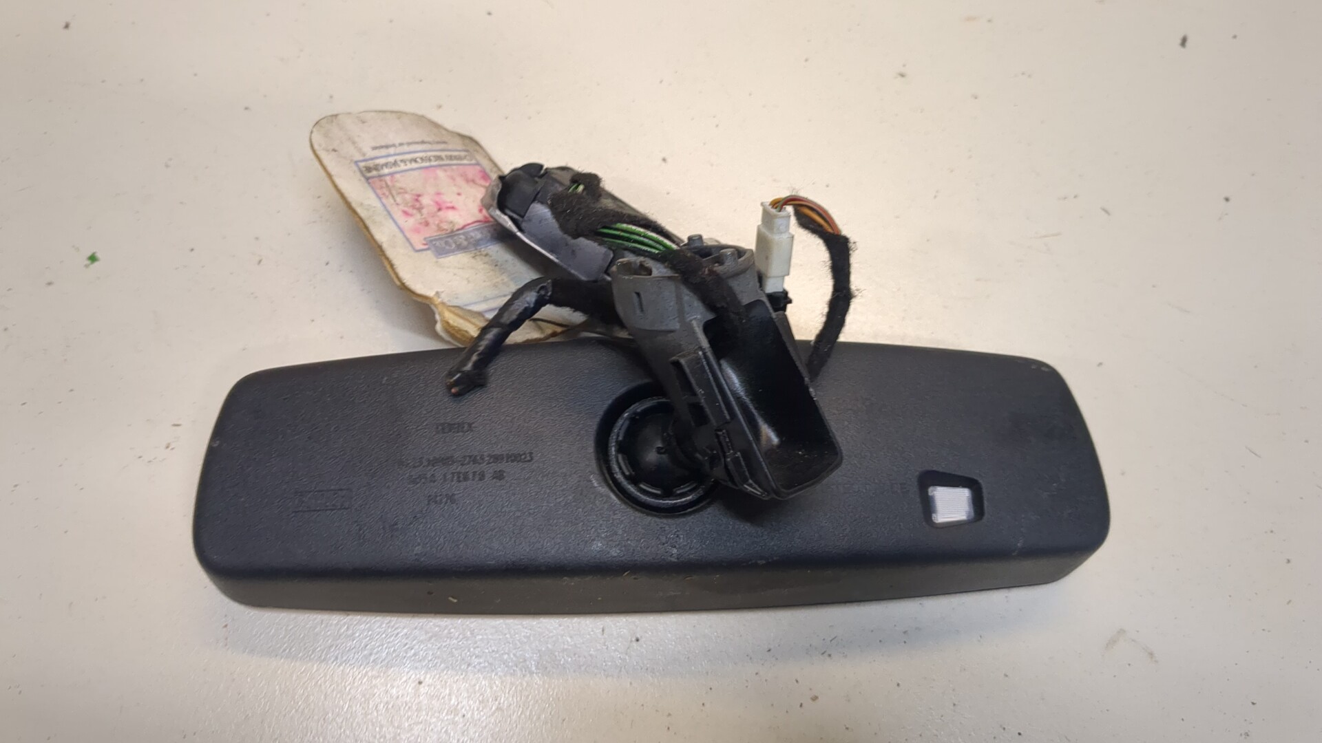 Зеркало заднего вида