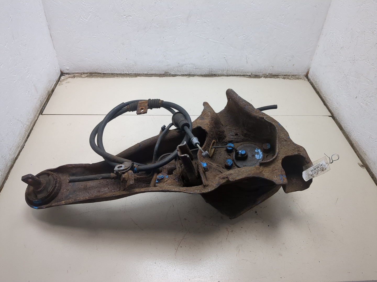 Кулак поворотный задний правый