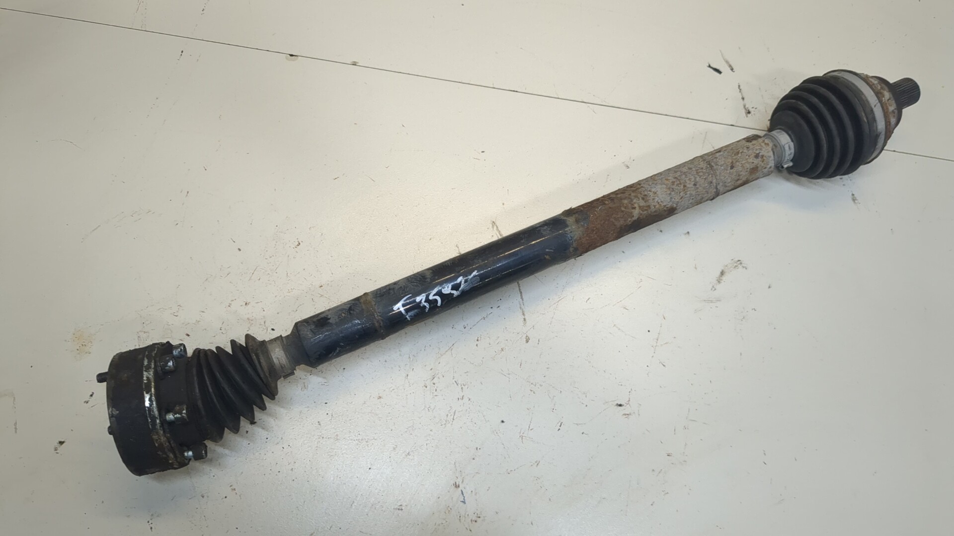 Полуось передняя правая