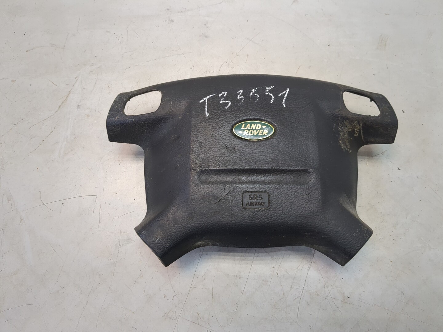 Подушка безопасности в рулевое колесо