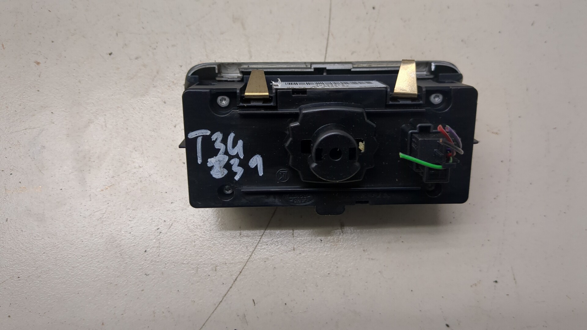 Переключатель света фар