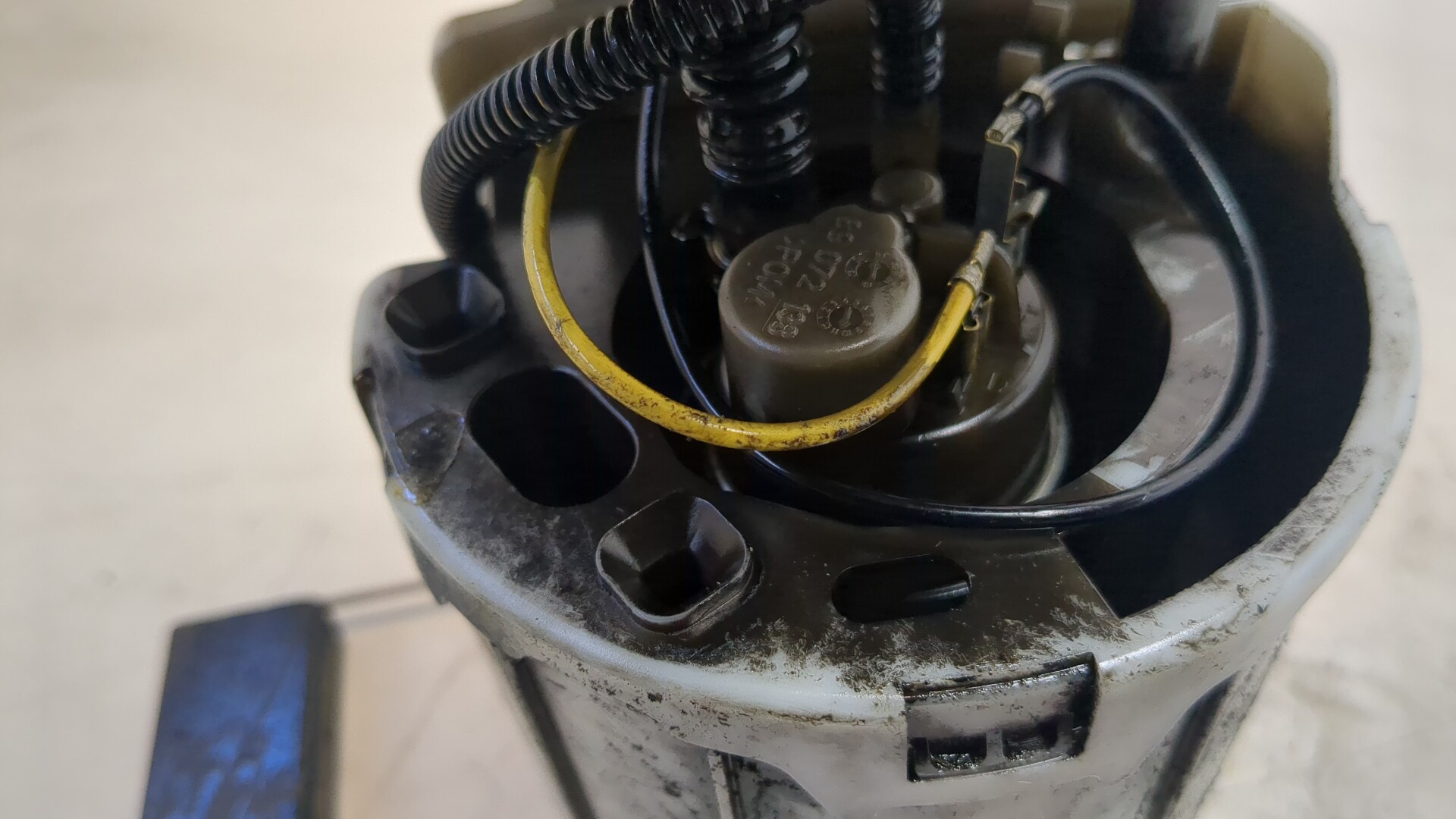 Насос топливный электрический