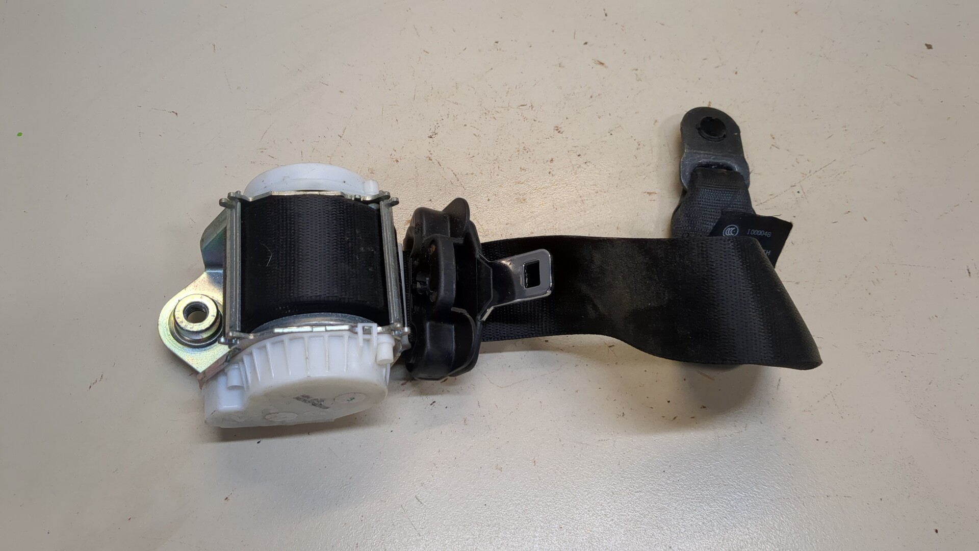 Ремень безопасности