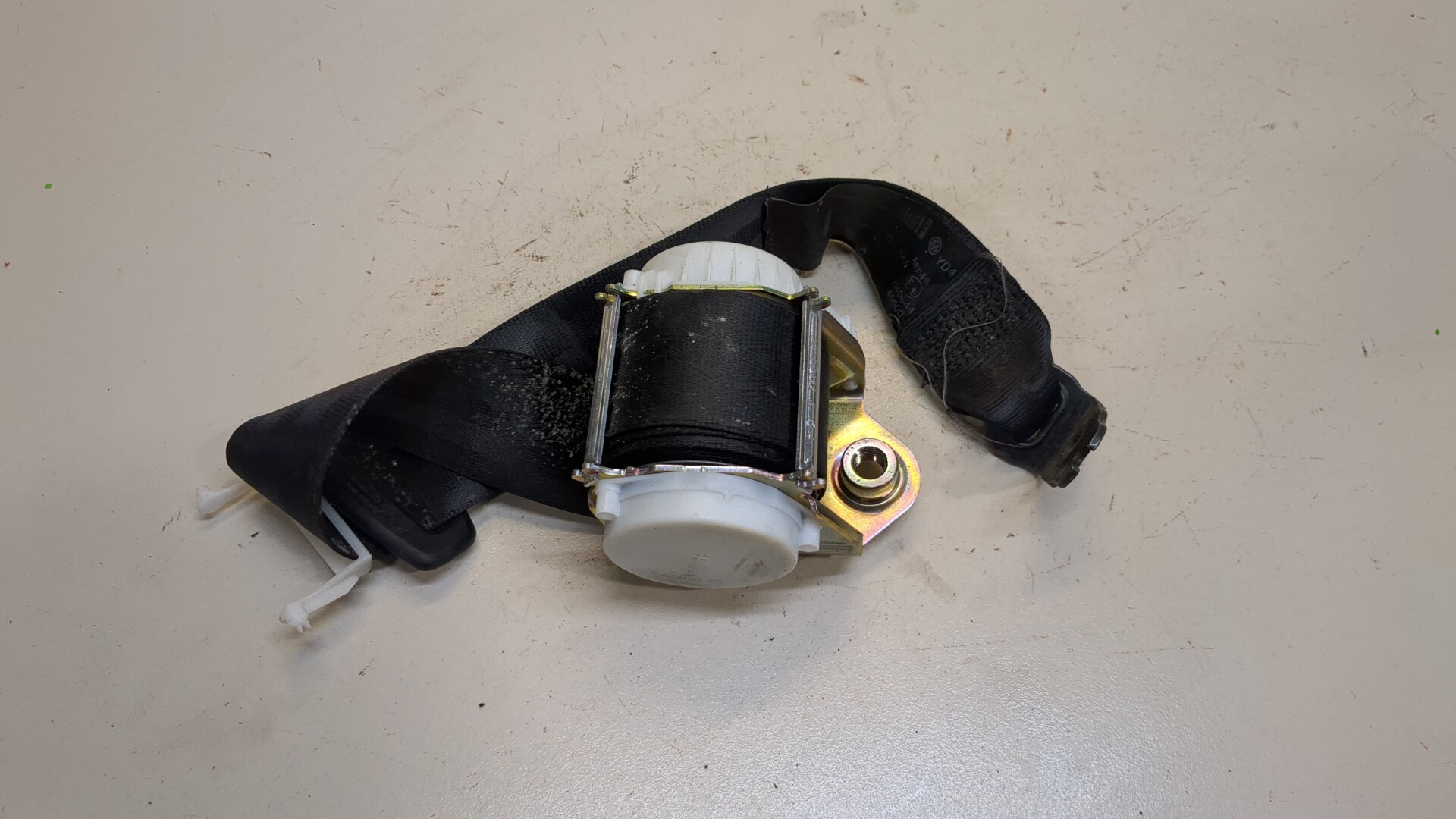 Ремень безопасности