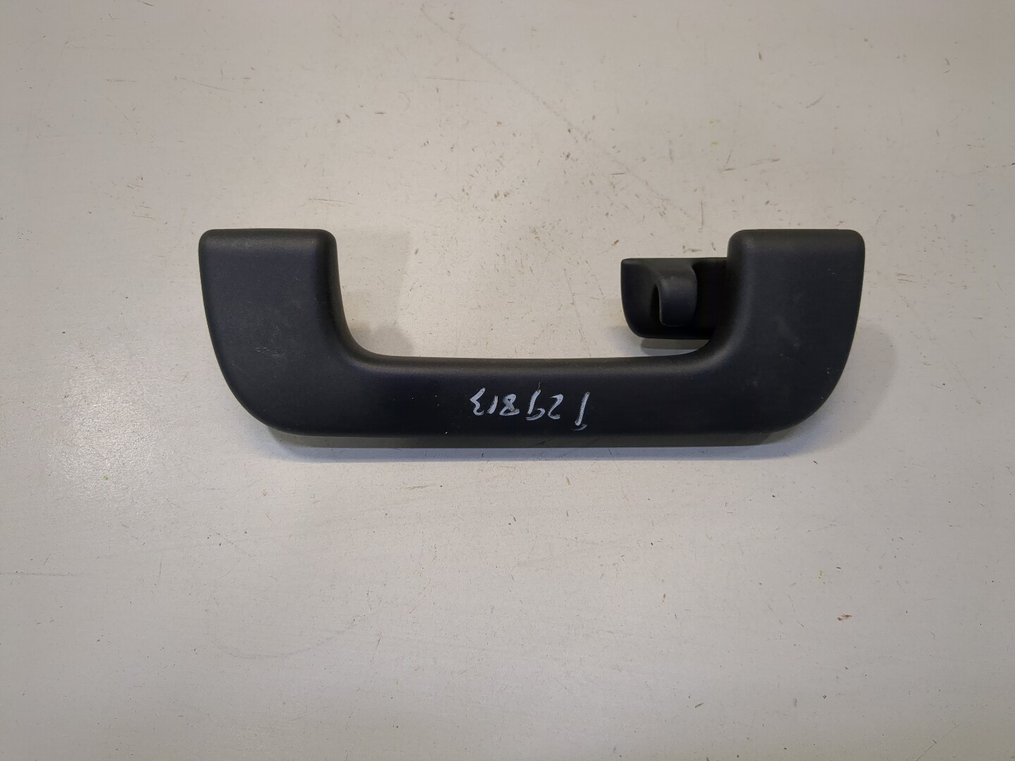 Ручка внутренняя потолочная