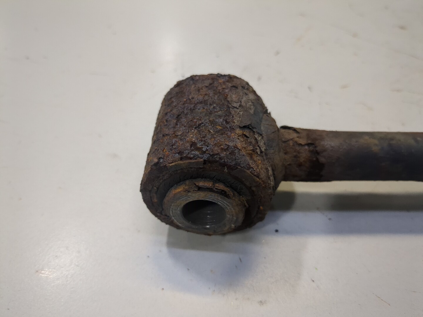 Рычаг задний