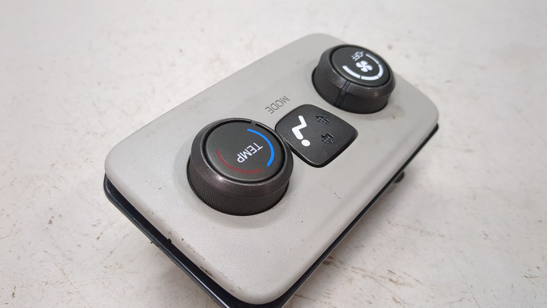 Переключатель отопителя