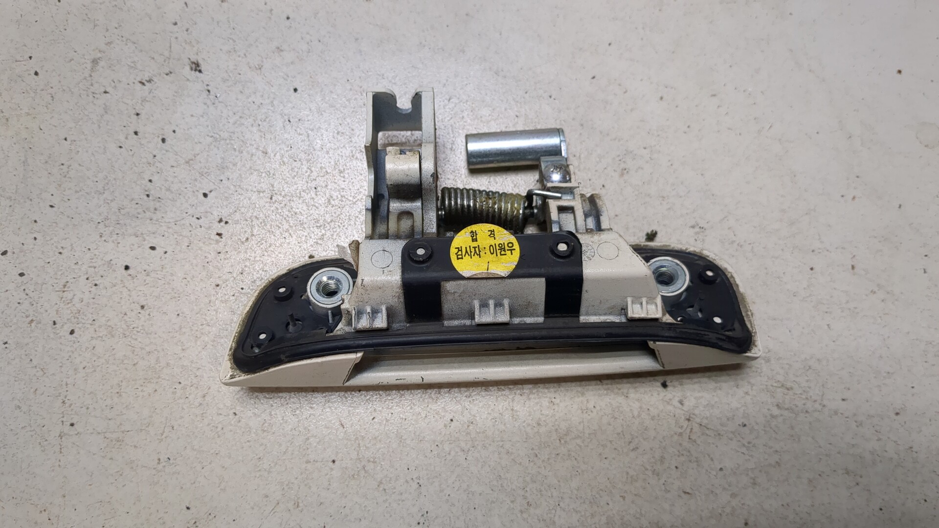 Ручка двери наружная