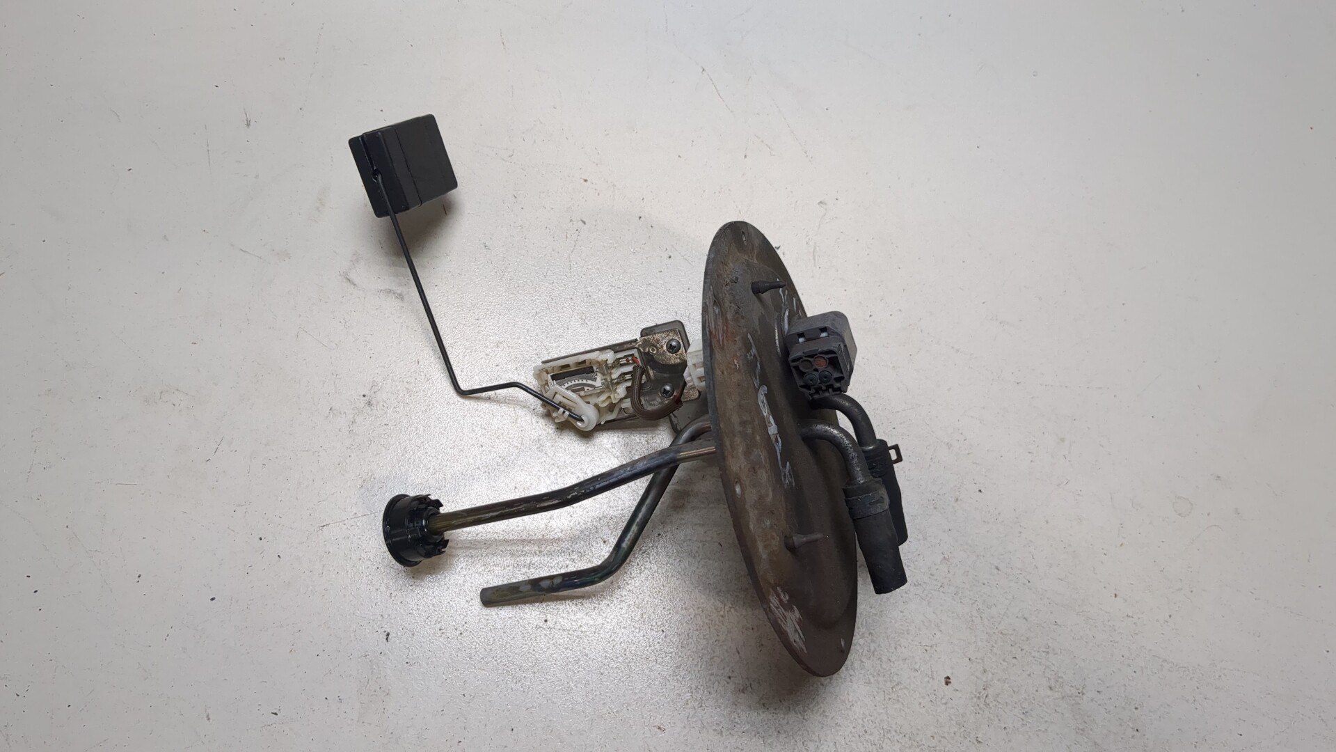 Датчик уровня топлива