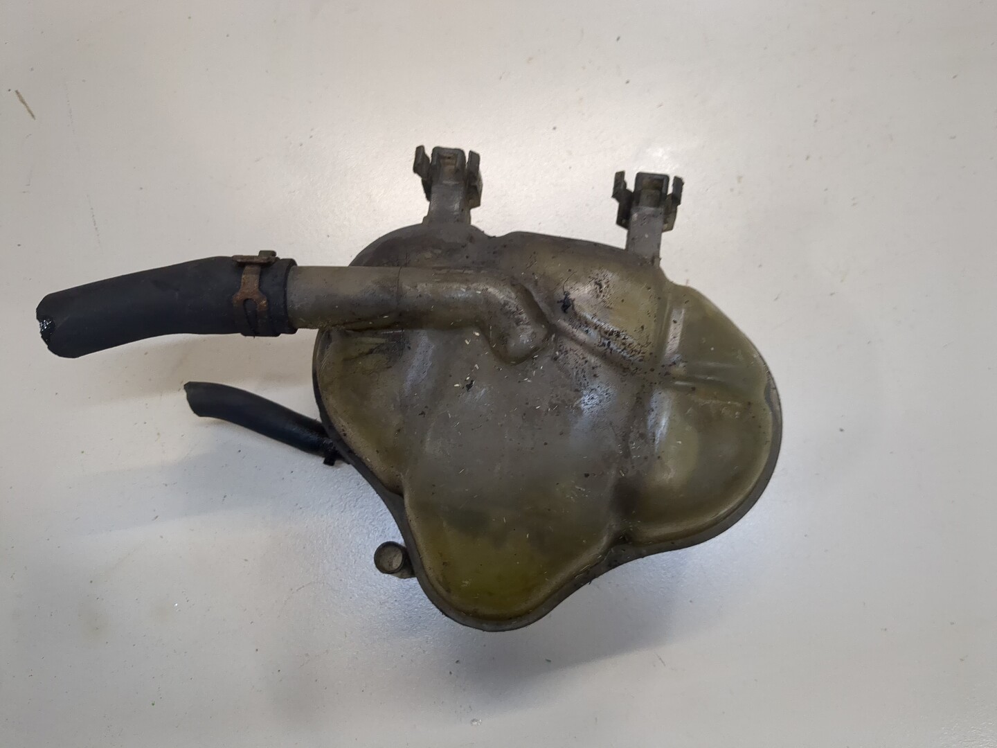 Бачок расширительный