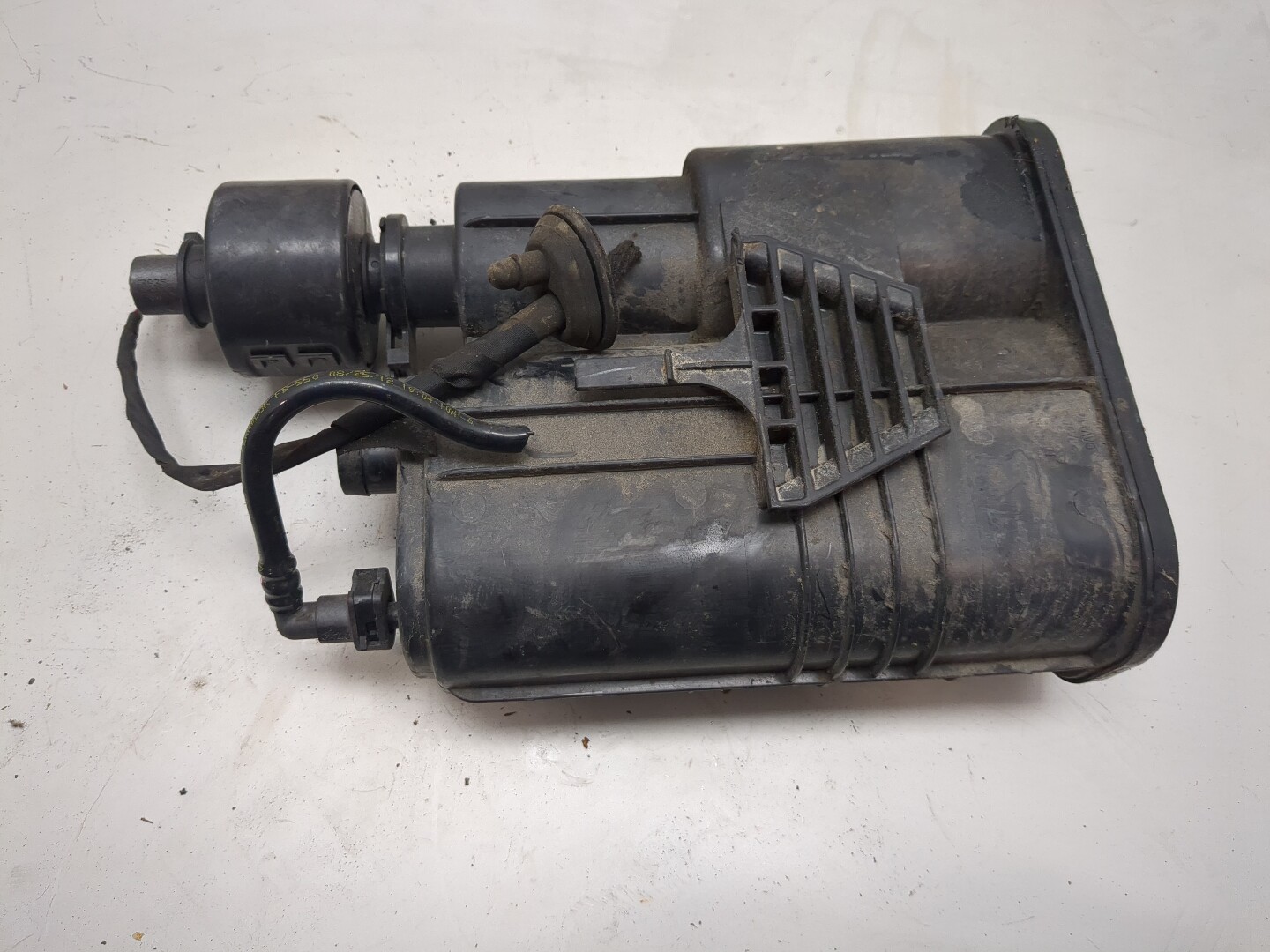 Абсорбер (фильтр угольный)