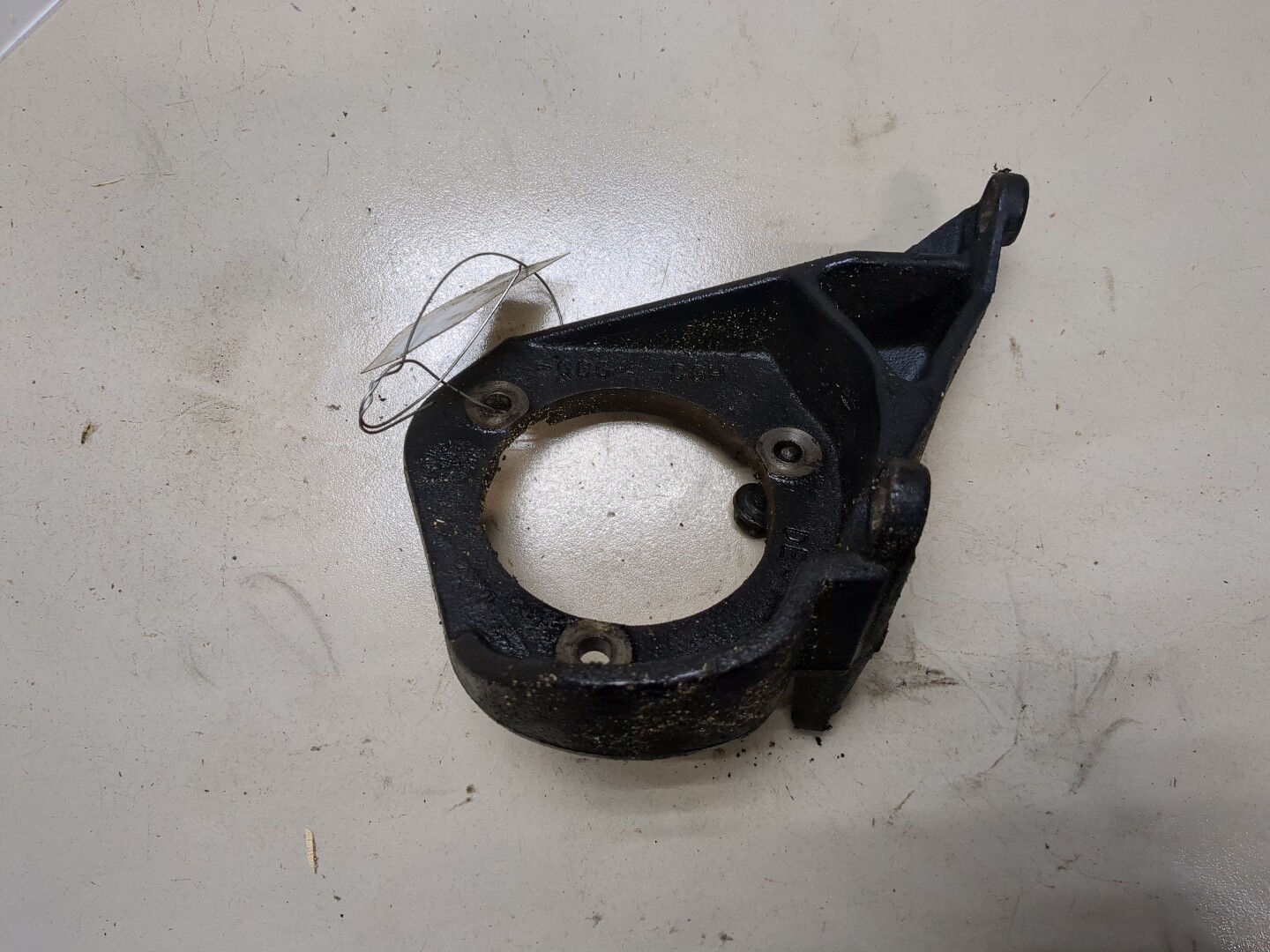 Кронштейн промежуточного вала