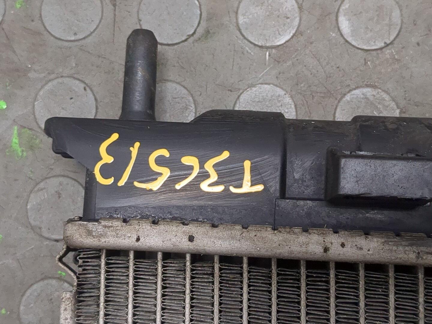 Радиатор охлаждения двигателя основной