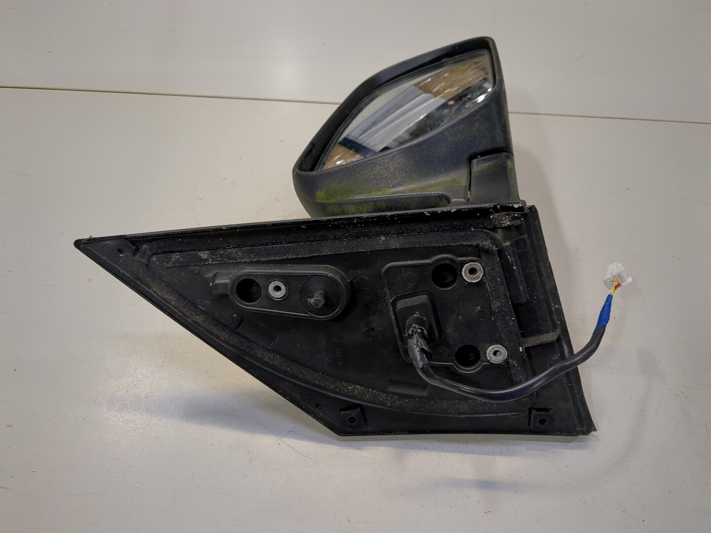 Зеркало правое электрическое