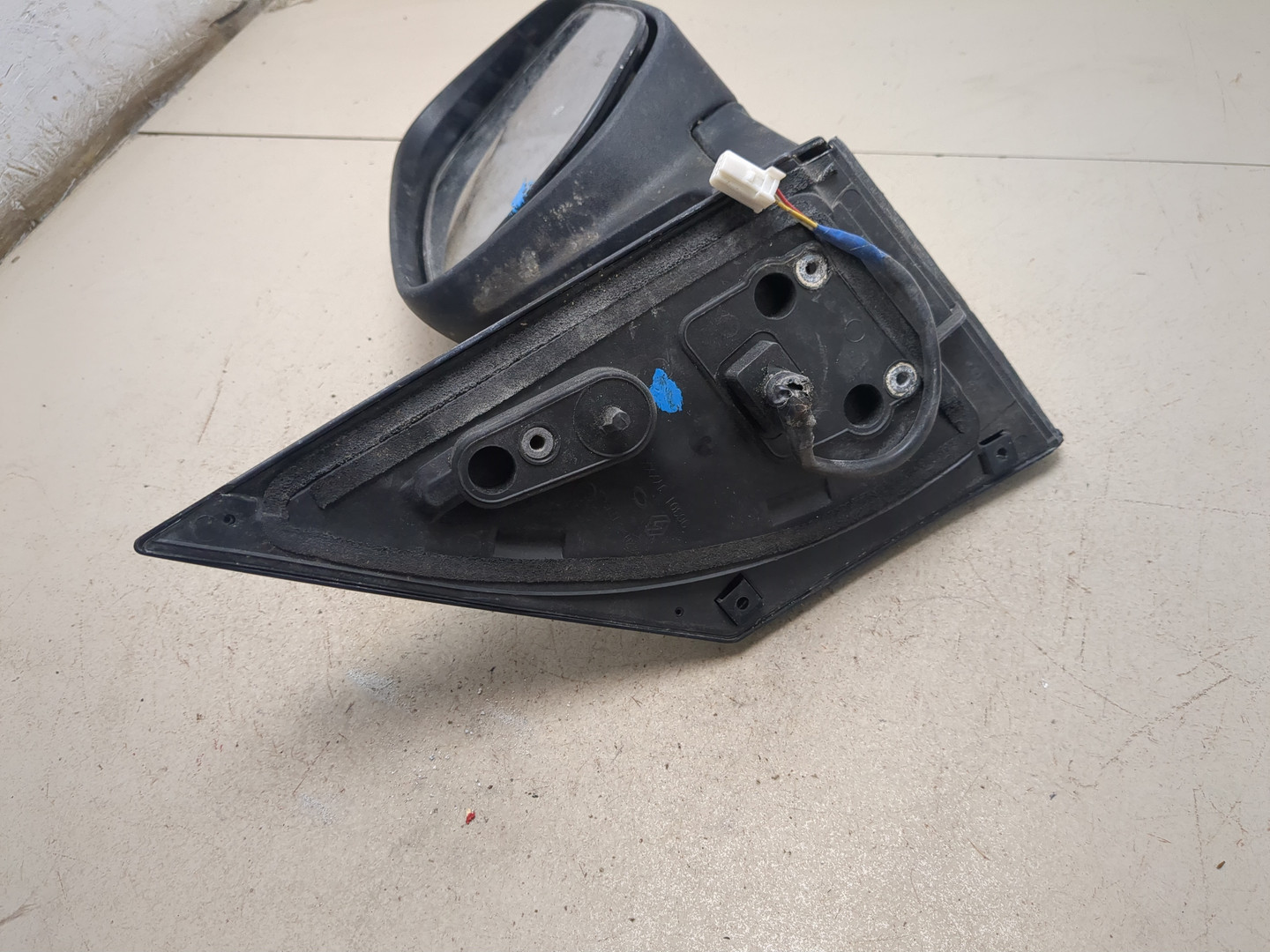 Зеркало правое электрическое